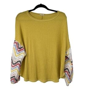 Hummingbird Basket Weave Eyelet‎ Sleeves Thermal Top